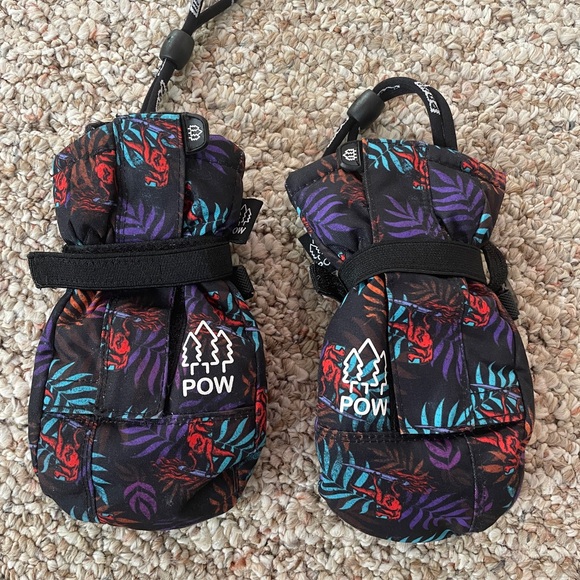 POW toddler dinosaur snow mittens - Picture 1 of 5